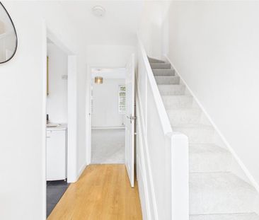 2 bedroom maisonette to rent - Photo 1