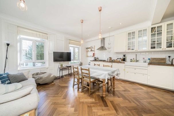 Axminster Road, Holloway, N7 - Photo 1