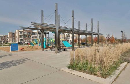 For Lease - 210 Sabina Drive Unit# 115, Oakville, Ontario - Photo 2