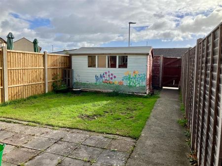 2 bedroom semi-detached house to rent - Photo 2