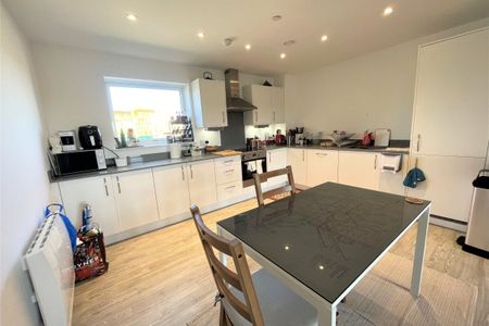 Colnebank Drive - Photo 4