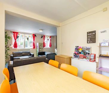 Large Studio - Photo 3