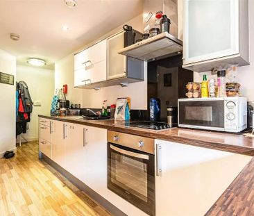 1 bedroom flat to rent - Photo 4