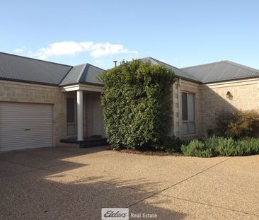 38B Nelson Drive - Photo 1