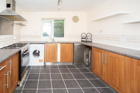 2 bedroom flat to rent, Available unfurnished from 07/02/2025 - Photo 4