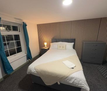 1 bedroom in a house share to rent - Photo 4