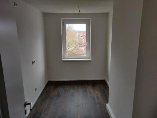 O264W6 Sanierte 2-Raum-Wohnung mit Balkon in Innenstadt - Foto 1