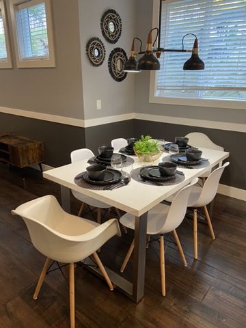 Elegant Furnished 4-Bedroom Wilden Home – Bright, Spacious &amp; Thoughtfully Designed - Photo 3