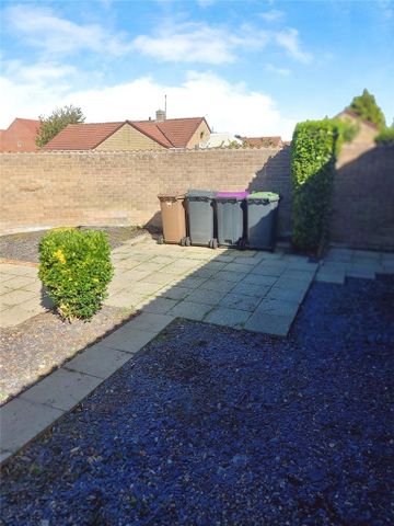 2 bedroom bungalow to rent - Photo 3