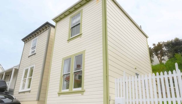 Mount Cook Cottage - Photo 1