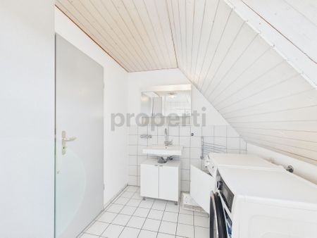 Historical flair meets modern comfort Your charming home in the listed Zehntenhaus - Photo 3