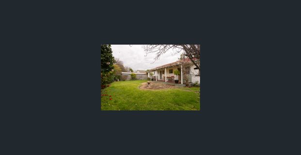 **REGISTER TO INSPECT VIA REALESTATE.COM.AU LINK & PHOTO ID MUST BE PROVIDED AT ENTRY, WHEN VIEWING ALL RENTAL PROPERTIES WITH BARRY PLANT FRANKSTON* - Photo 1