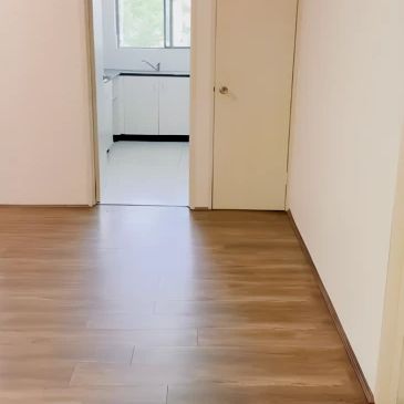 4 bed 2 bath-single room - Photo 1