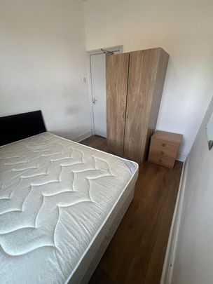 1 bedroom house of multiple occupation to rent - Photo 1