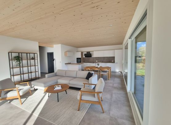 Nice 3.5p apartment in Bouveret - Foto 1