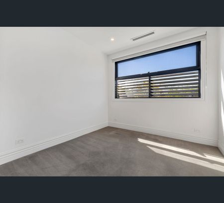 8/301 Saint Kilda Street, Brighton, Vic 3186 - Photo 5