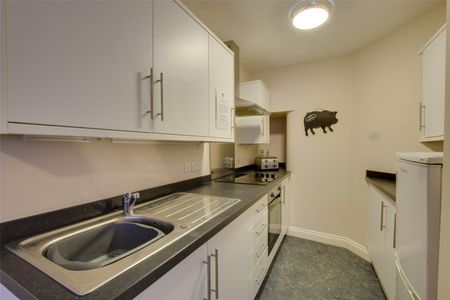 10b, Newgate, Barnard Castle, County Durham, DL12 8NG - Photo 4