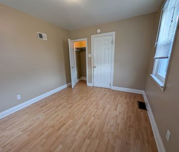 All Inclusive 2 Bedroom Upper Unit in St. Catharines!! - Photo 5