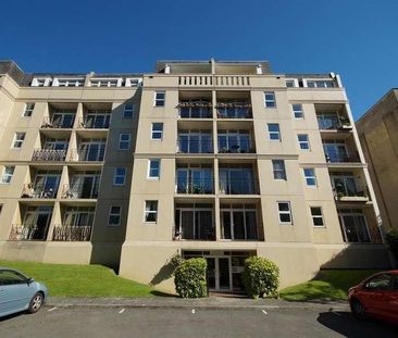 Lansdown, GL50 - Photo 1