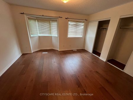 Condo Townhouse For Lease | W9263535 - Photo 4