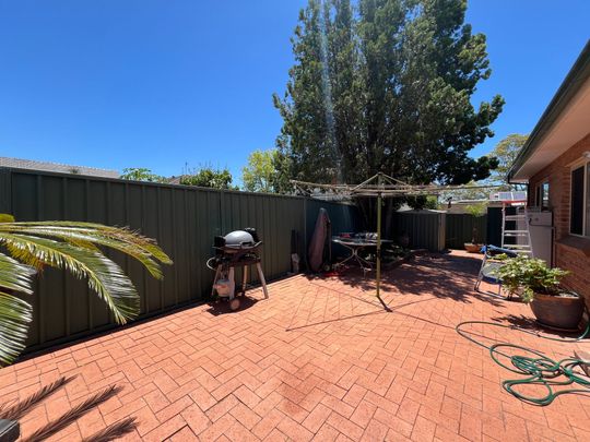 YOUNG 2 BEDROOM VILLA - Photo 1