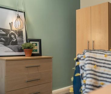 5 bedroom terraced house to rent - Photo 4