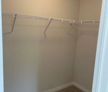 For Lease - 585 Colborne Street Unit# 12-1, Brantford, Ontario - Photo 5