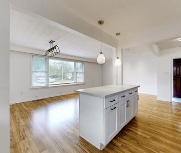 For Lease - 365 Osiris Drive, Richmond Hill, Ontario - Photo 2