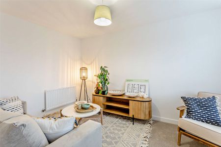 3 bedroom house to rent Sedge Close, Harpole, Northampton, NN7 - Photo 3