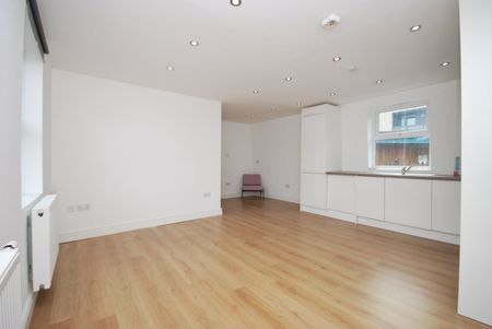 Melbourne Grove, London, SE22 - Photo 2