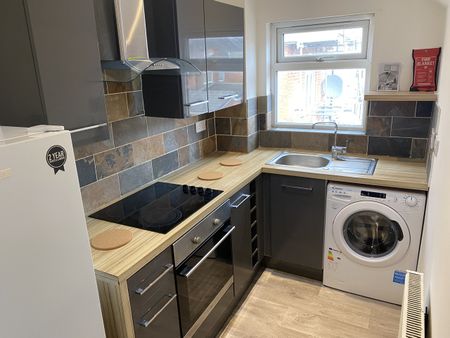 1 Bed Flat, Mere Road, LE5 - Photo 5