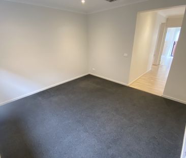 Position And Lifestyle Perfection! - Photo 2