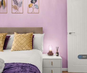 3 bedroom semi-detached house to rent - Photo 6