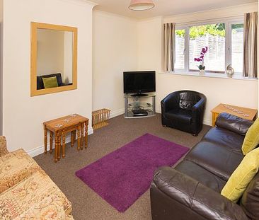 70, Newland Park Drive - Photo 3