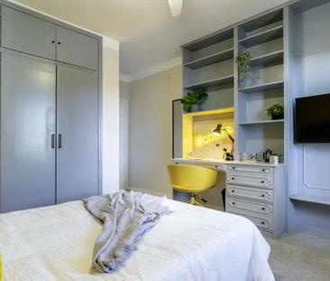 Calle de Orense, Madrid, Community of Madrid 28020 - Photo 3