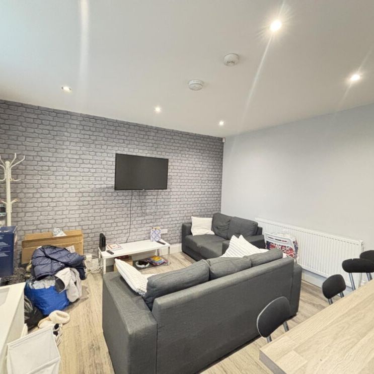 3 Thornville Terrace, Leeds, LS6 1JT - Photo 1