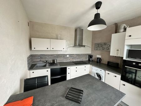 A louer Brest Recouvrance: Beau T2 meublé dernier étage - Photo 5