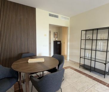 2 Bedroom Apartment For Rent in Estepona, Málaga - Foto 3