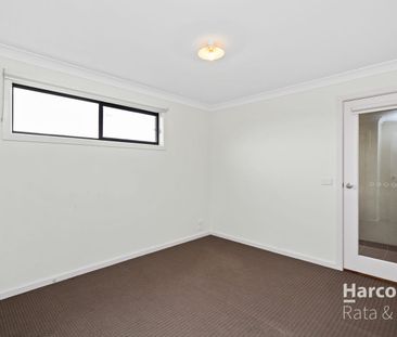 Stunning 3-Bedroom Home in Greenvale - Photo 3