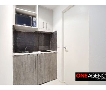 1708a/420 Macquarie Street - Photo 2