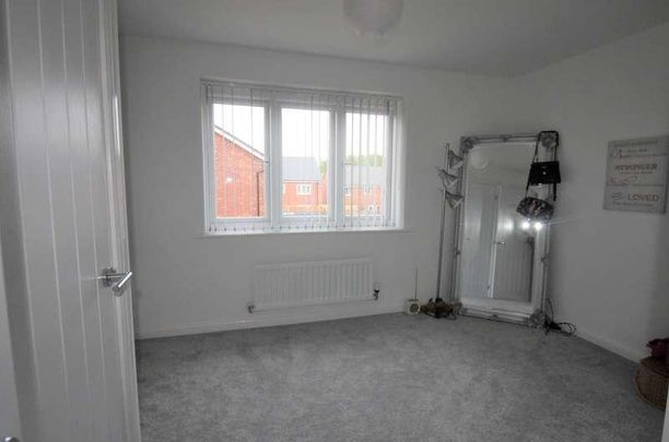 Weir Crescent, Kidderminster, DY11 - Photo 1