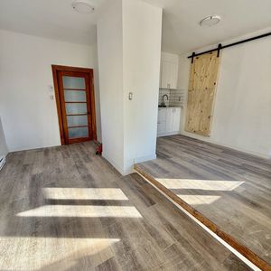 Grande 3 ½ Appartement à Louer / Large 3 - Photo 2