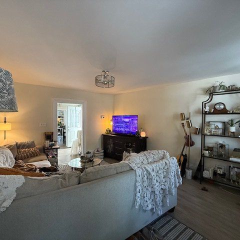 For Lease - 197 Division Street, Cobourg, Ontario - Photo 1