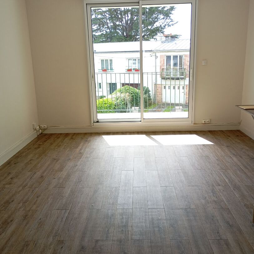 Location Appartement 3 pièces 70m² - Photo 1