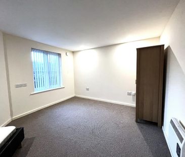2 bedroom flat to rent - Photo 4