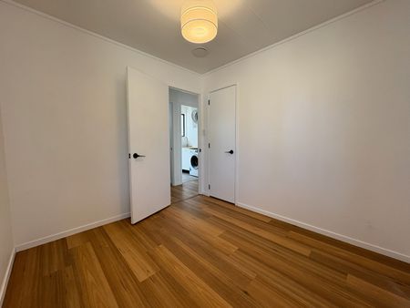 Modern 3-bedroom - Photo 4