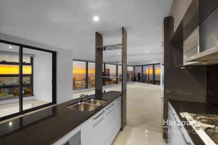 Iconic Tower - Sky High Sanctuary! - Photo 4