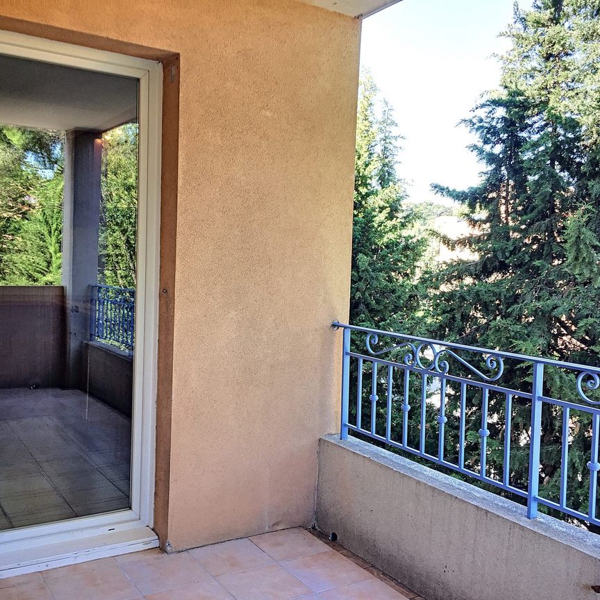 Location Appartement 2 pièces 52m² MOUGINS 06250 - Photo 1