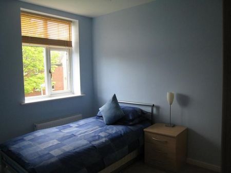 2 Bedroom Apartment To Let - Photo 2