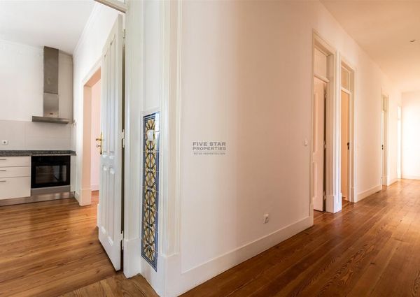 Apartamento T4 em Lisboa